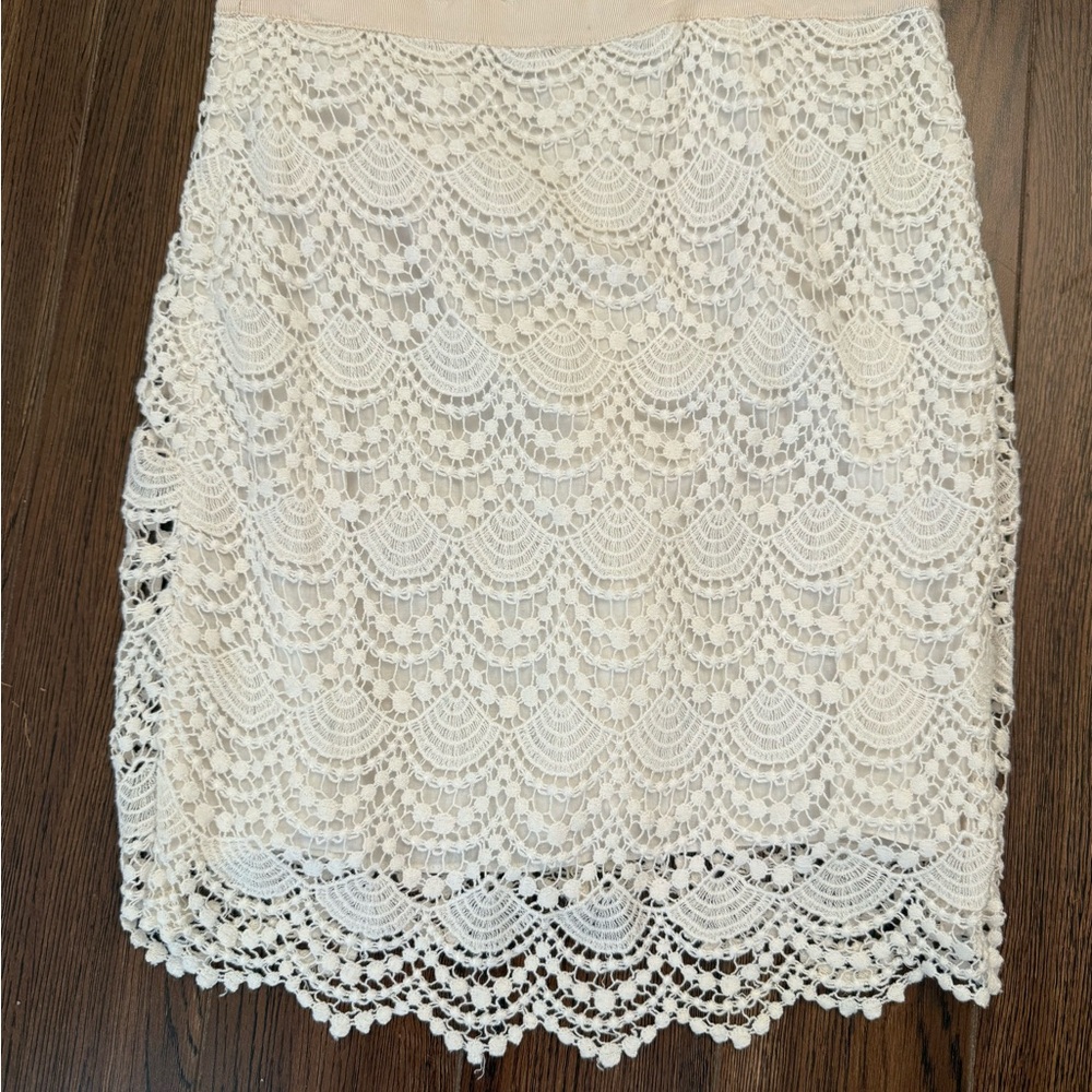 Club Monaco Cream Lace Mini Skirt